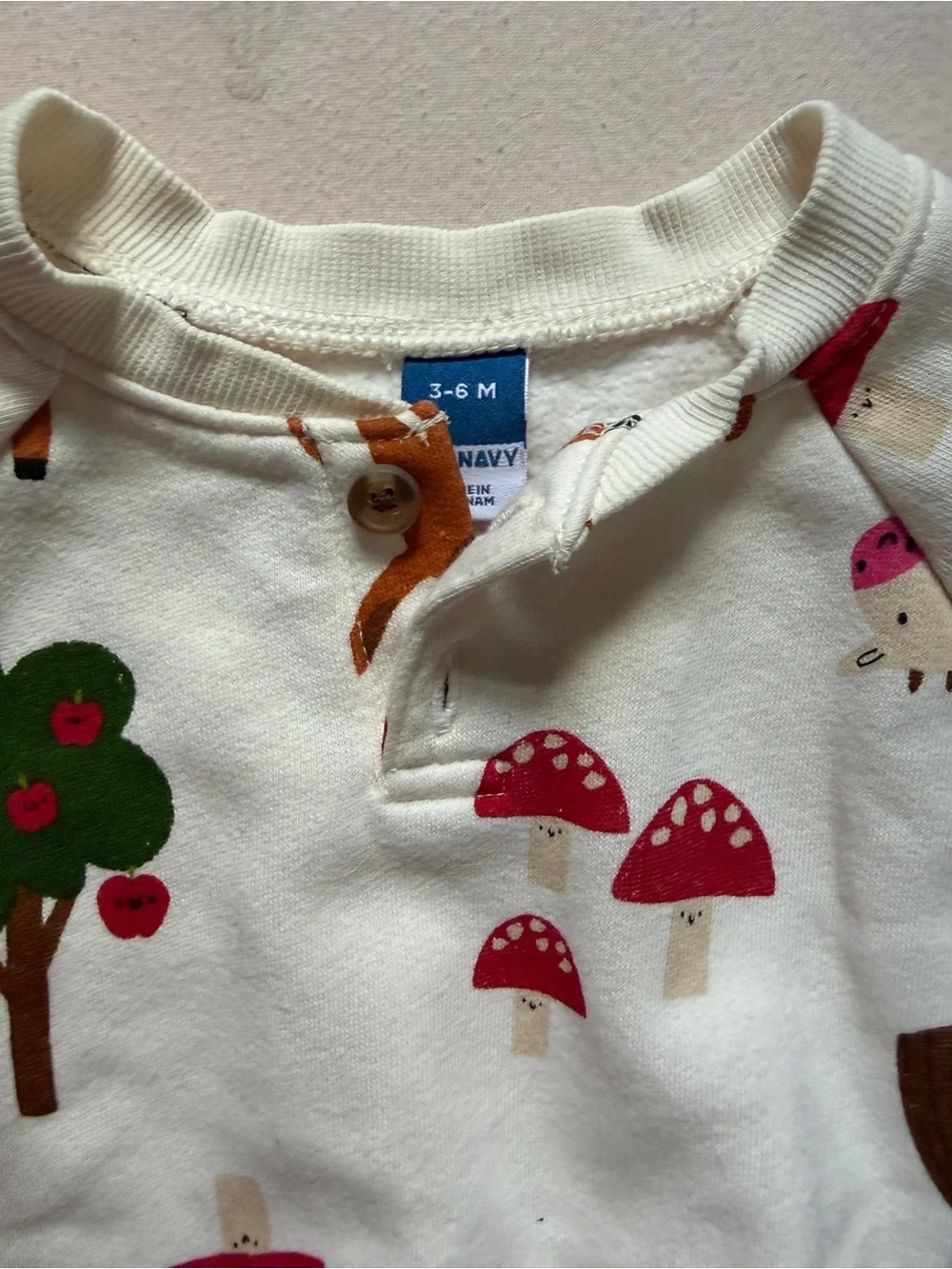 Old Navy Cream Kids Matching Set with Farm Animal Prinf
